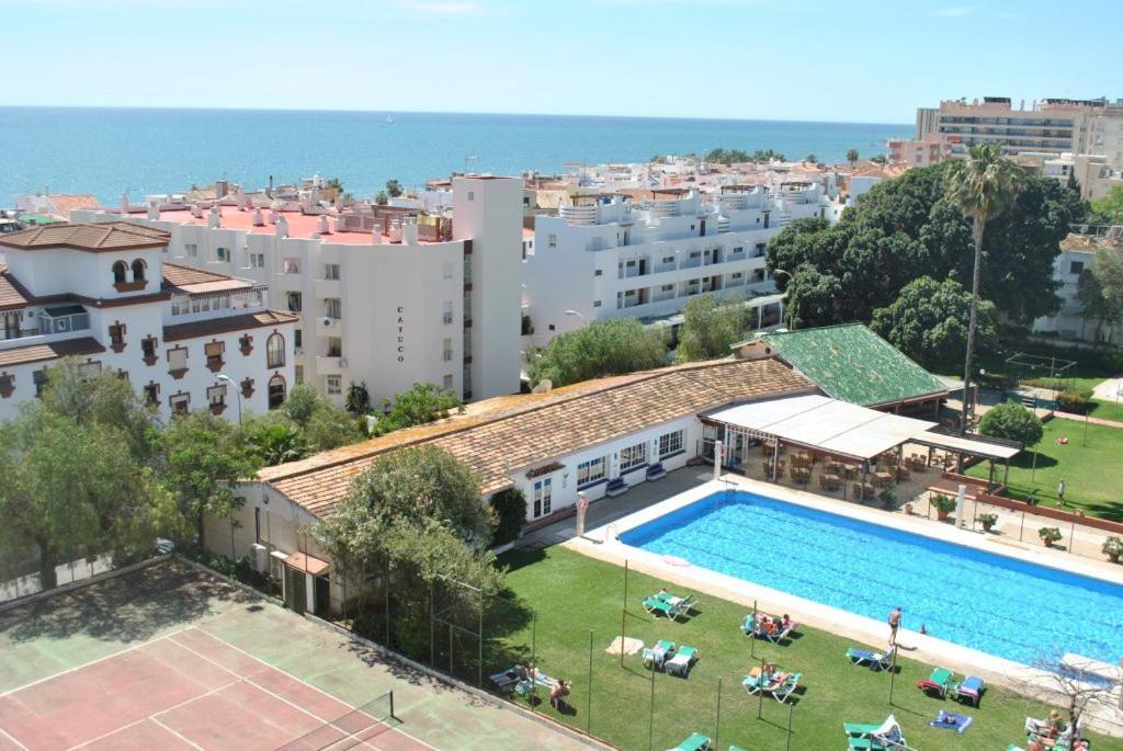 Carihuela Park Palace - Cocasa Torremolinos Exterior photo